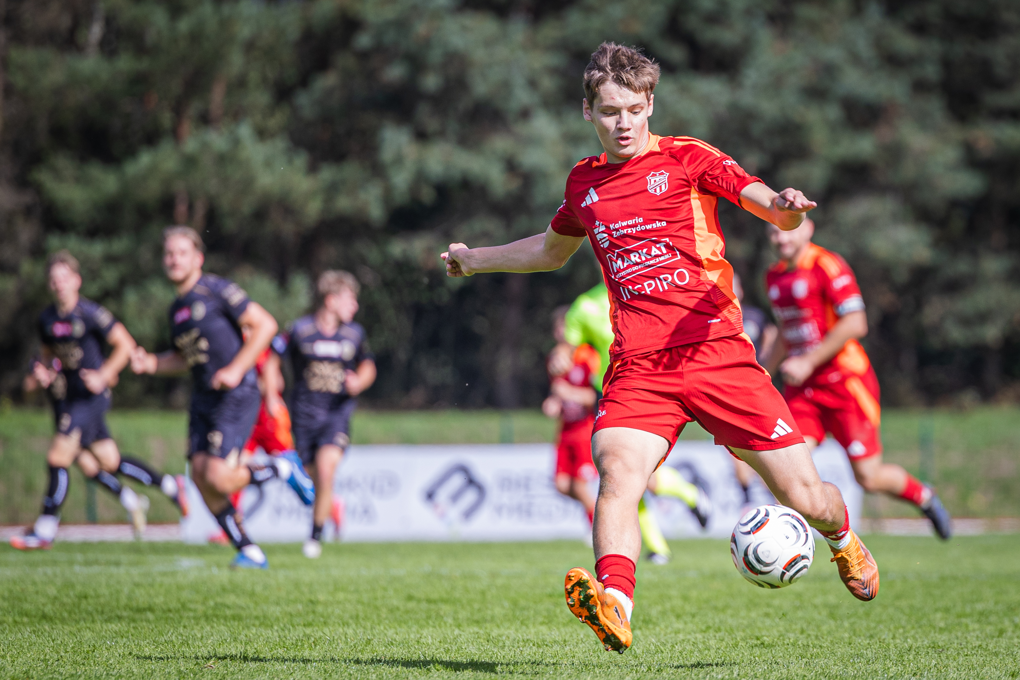 Galeria: MKS Kalwarianka - Hutnik II Kraków 13