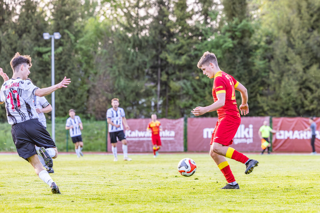 Galeria: MKS Kalwarianka - Wolania Wola Rzędzińska 37