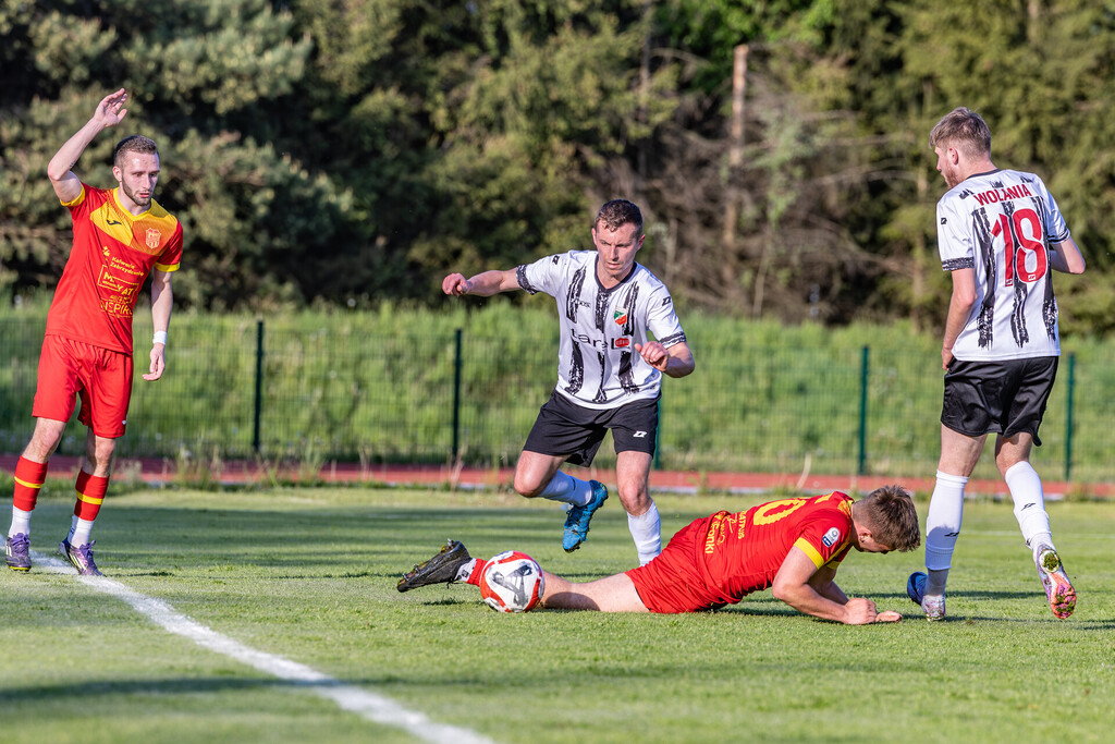 Galeria: MKS Kalwarianka - Wolania Wola Rzędzińska 17