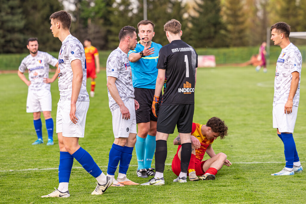 Galeria: MKS Kalwarianka - MKS Limanovia 37