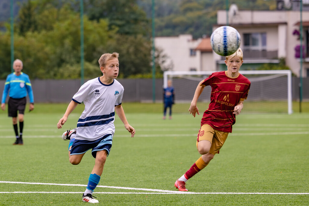 Galeria: MKS Kalwarianka - Pogoń Kraków (juniorzy) 14