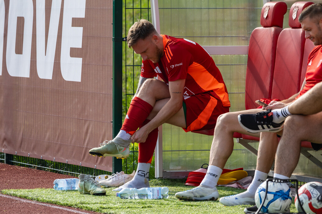 Galeria: MKS Kalwarianka - Puszcza II Niepołomice 11