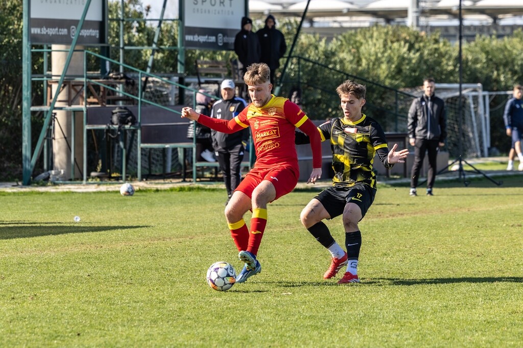 Galeria: MKS Kalwarianka - Wieczysta Kraków 43