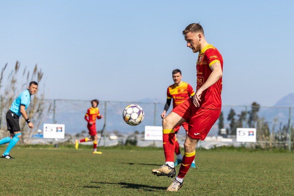 Galeria: MKS Kalwarianka - Wieczysta Kraków 28