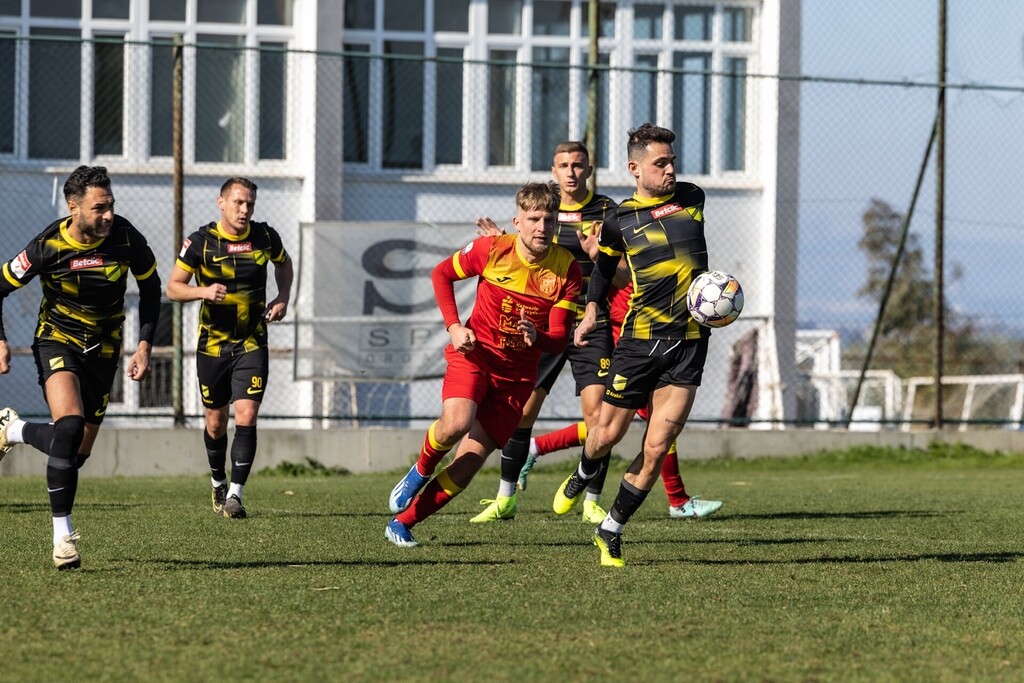 Galeria: MKS Kalwarianka - Wieczysta Kraków 36