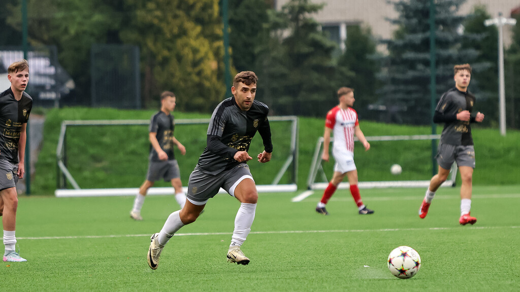 Galeria: MKS II Kalwarianka - Beskid Andrychów 43