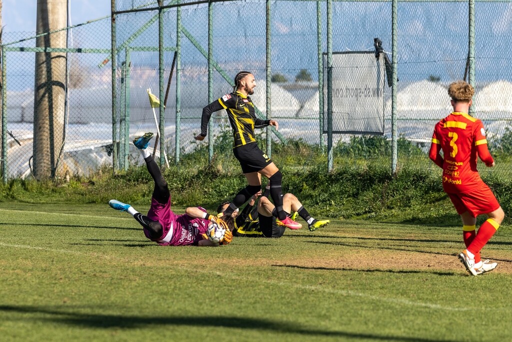 Galeria: MKS Kalwarianka - Wieczysta Kraków 49