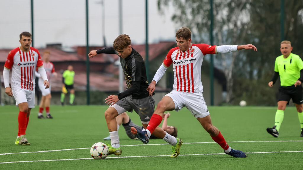 Galeria: MKS II Kalwarianka - Beskid Andrychów 41