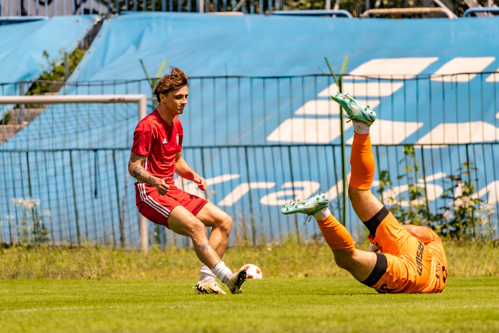 Galeria: Hutnik Kraków - MKS Kalwarianka 13