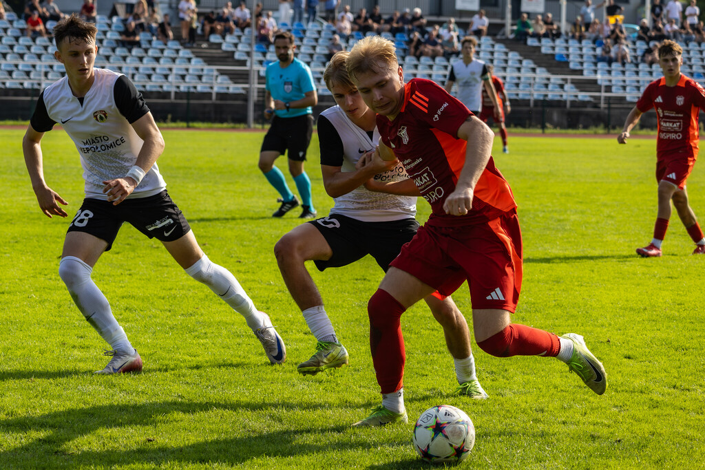 Galeria: MKS Kalwarianka - Puszcza II Niepołomice 10