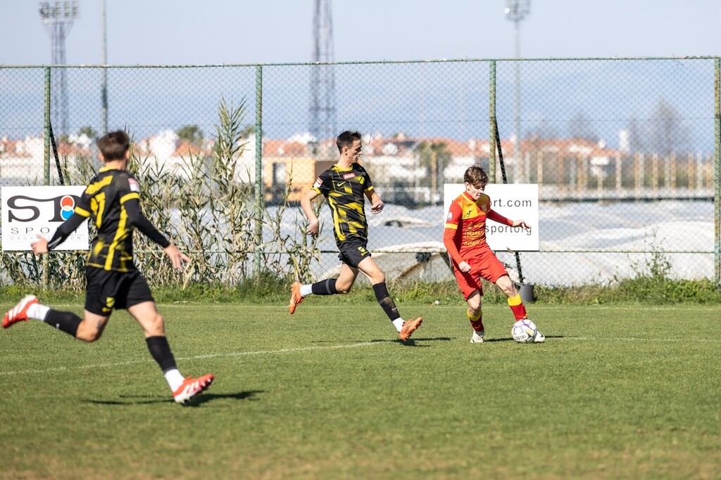 Galeria: MKS Kalwarianka - Wieczysta Kraków 19