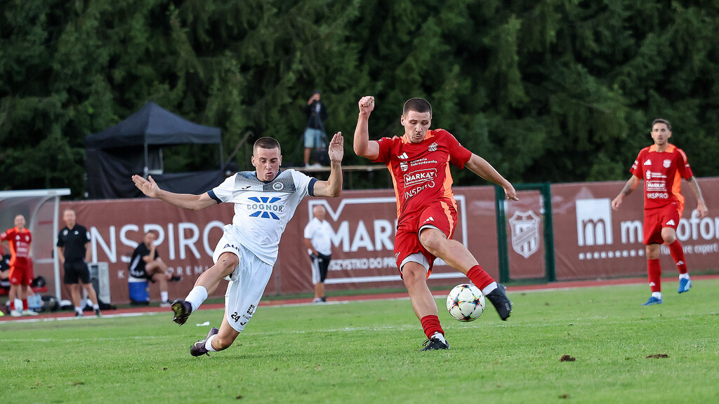 Galeria: MKS Kalwarianka - Hutnik II Kraków 14