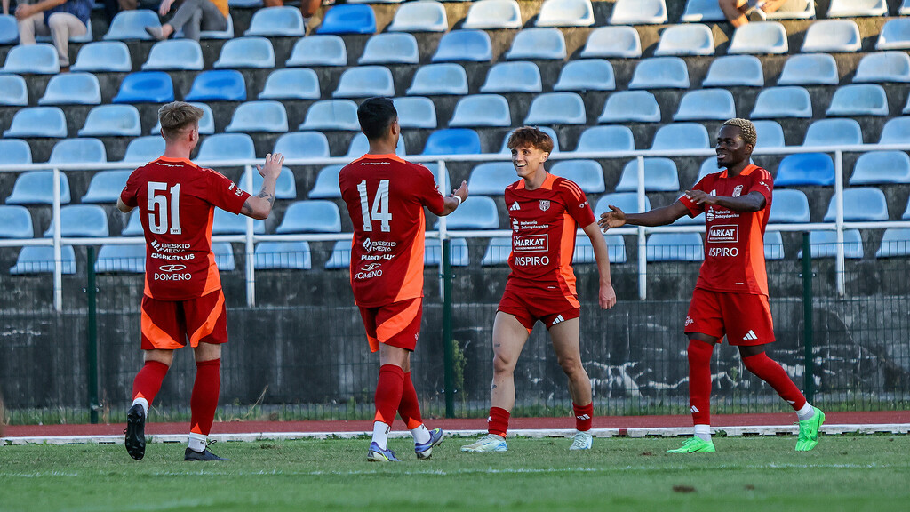 Galeria: MKS Kalwarianka - Hutnik II Kraków 1