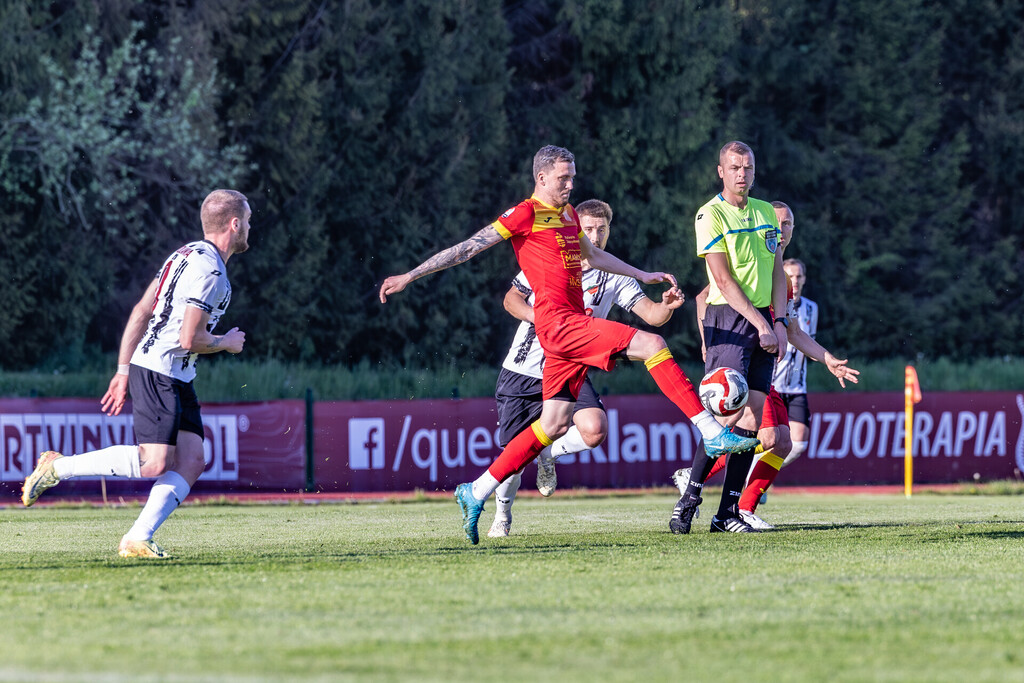 Galeria: MKS Kalwarianka - Wolania Wola Rzędzińska 10