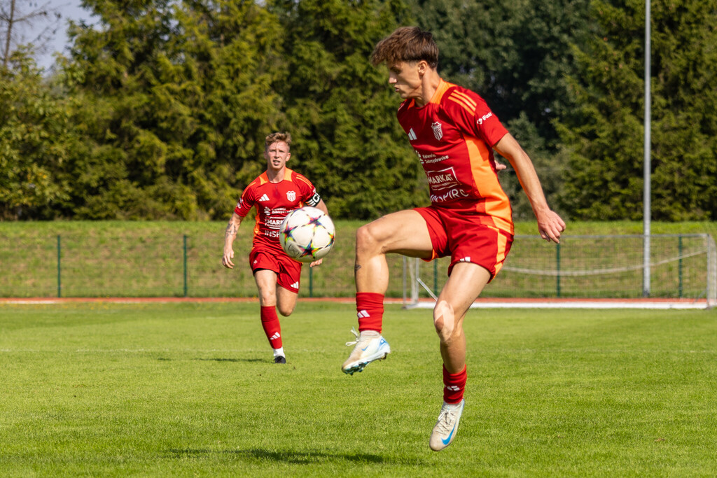 Galeria: MKS Kalwarianka - Puszcza II Niepołomice 34