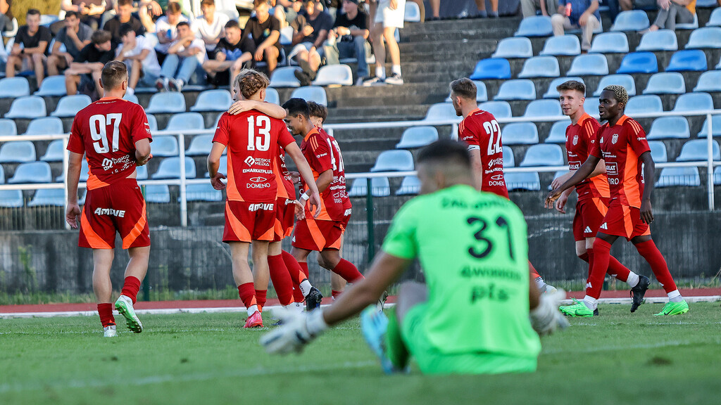 Galeria: MKS Kalwarianka - Hutnik II Kraków 30