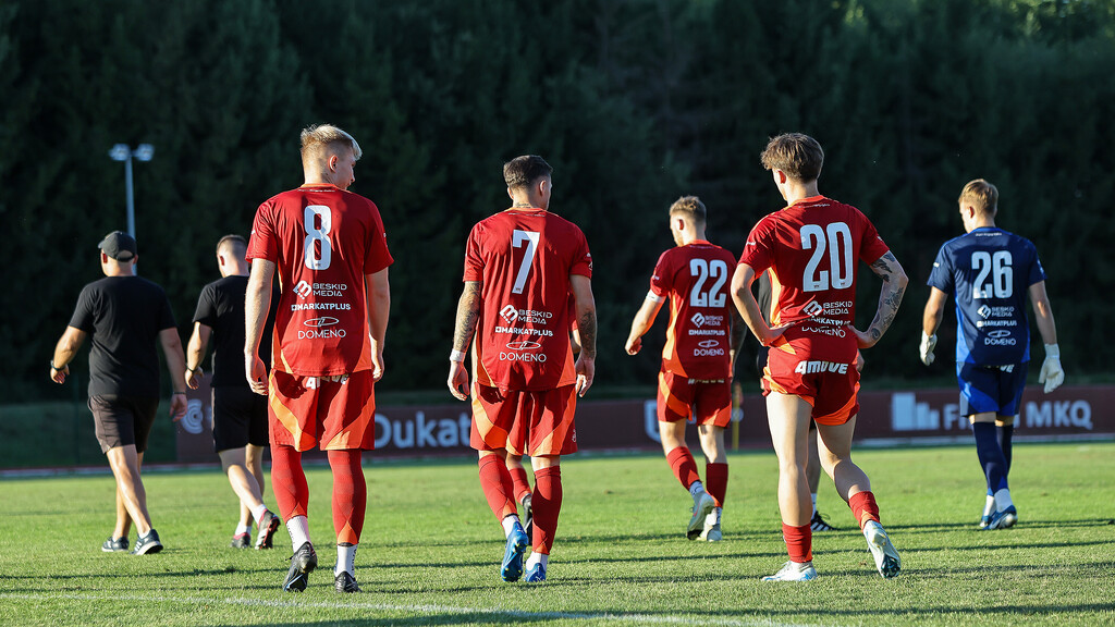 Galeria: MKS Kalwarianka - Hutnik II Kraków 2