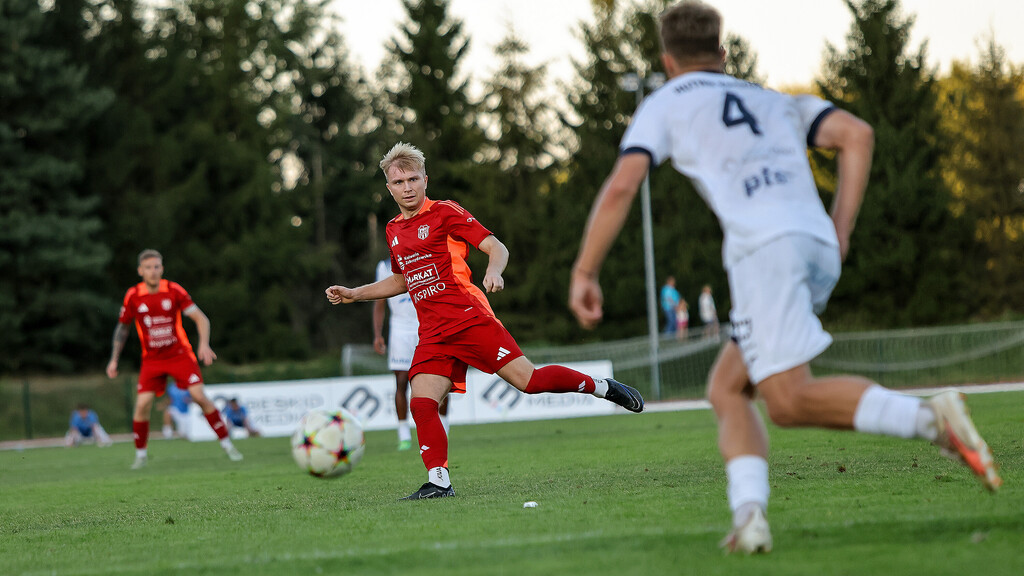 Galeria: MKS Kalwarianka - Hutnik II Kraków 25