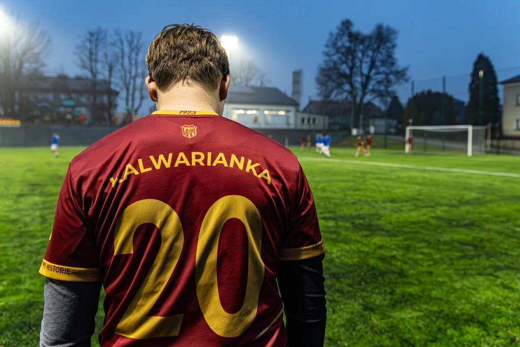 Galeria: MKS Kalwarianka - Hutnik Kraków (juniorzy) 9